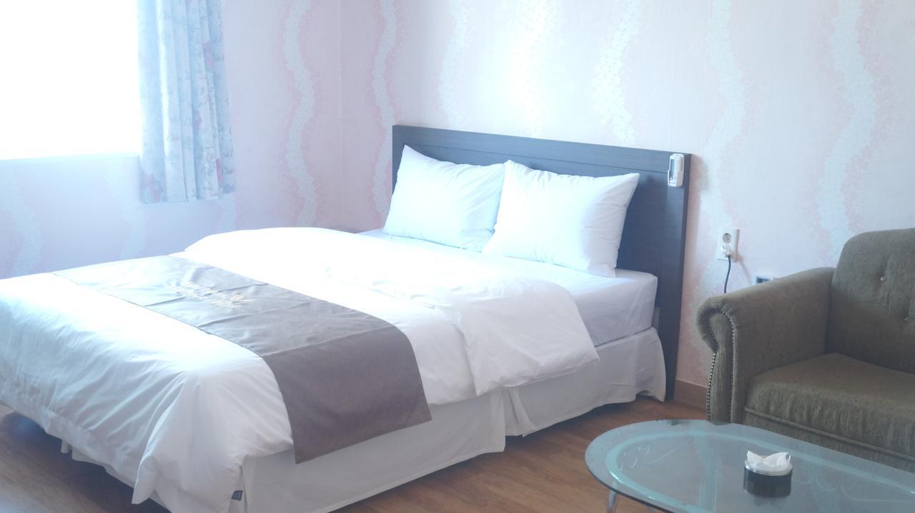 Hill Park Hotel Чеджудо Экстерьер фото